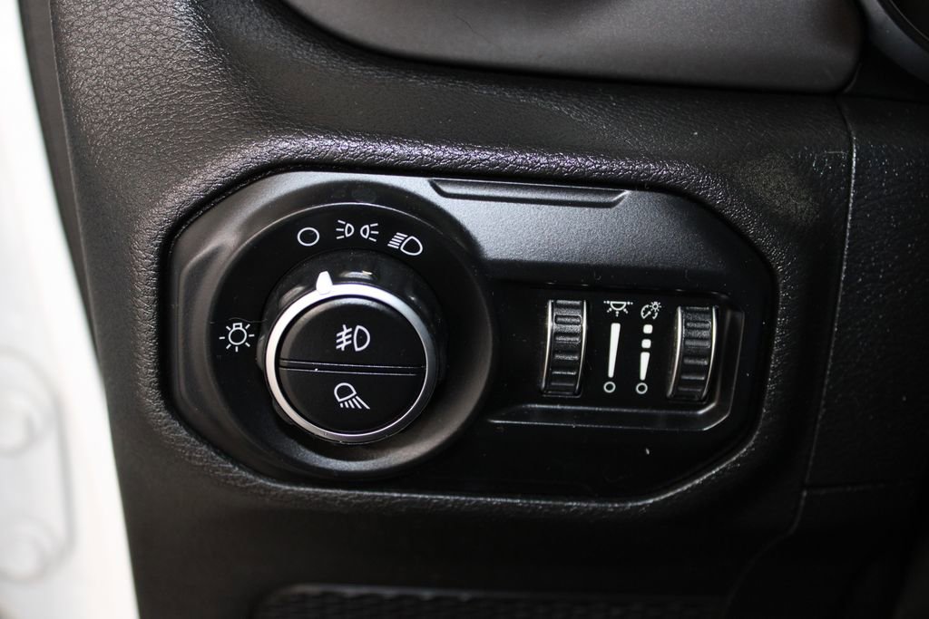 Used 2021 Jeep Gladiator Sport image 25