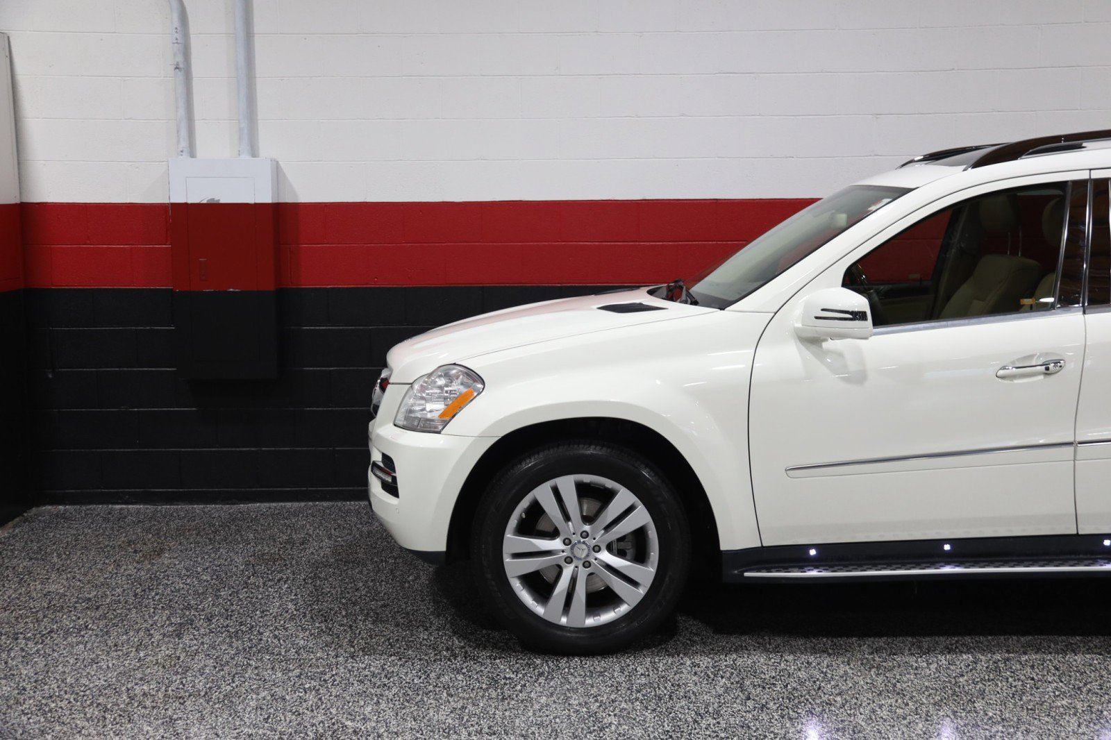 Used 2012 Mercedes-Benz GL 450 4MATIC w/ Premium 2 Pkg image 21