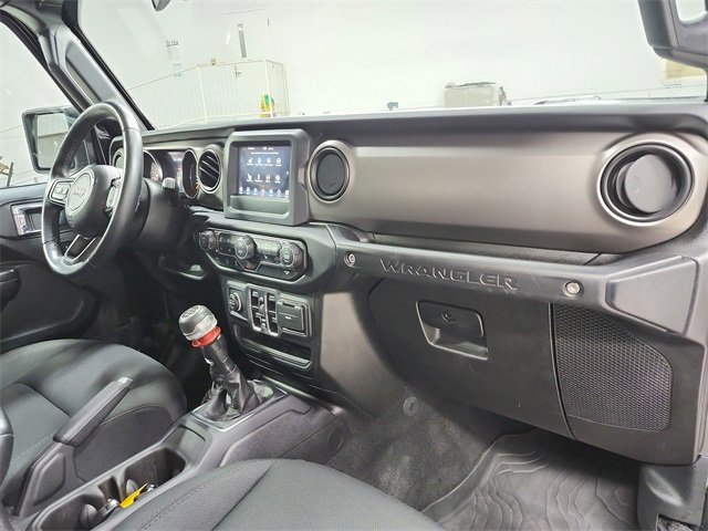 Used 2021 Jeep Wrangler Unlimited Sport image 36