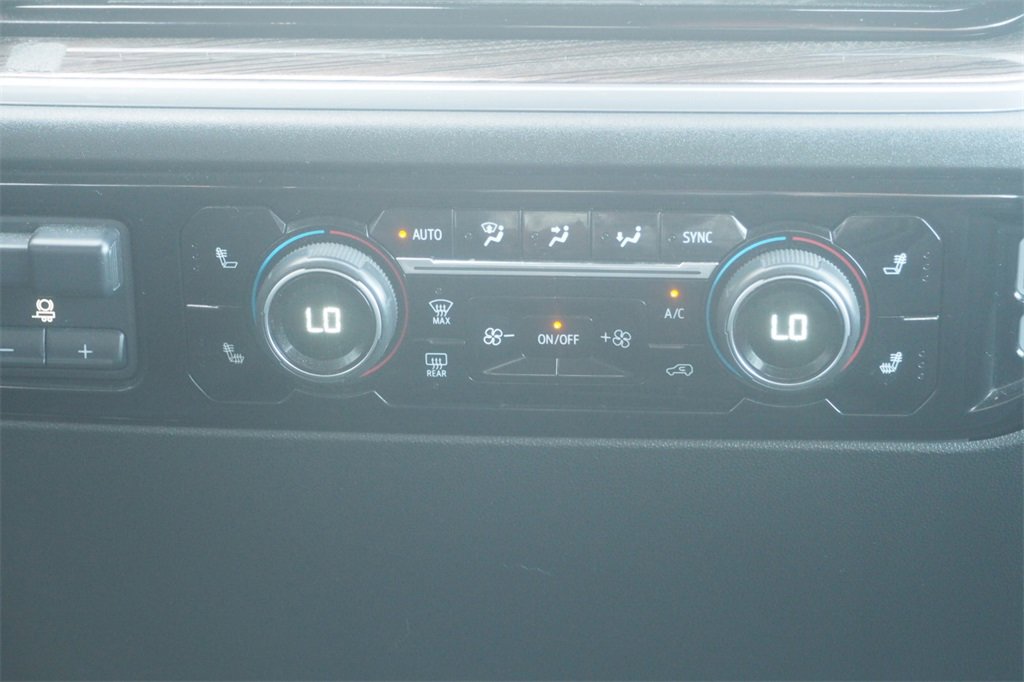 Used 2024 Chevrolet Silverado 2500 LT image 19