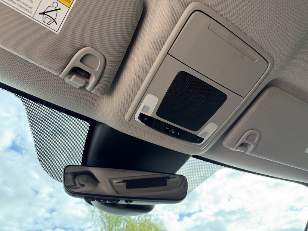 Used 2023 Honda Pilot EX-L image 16