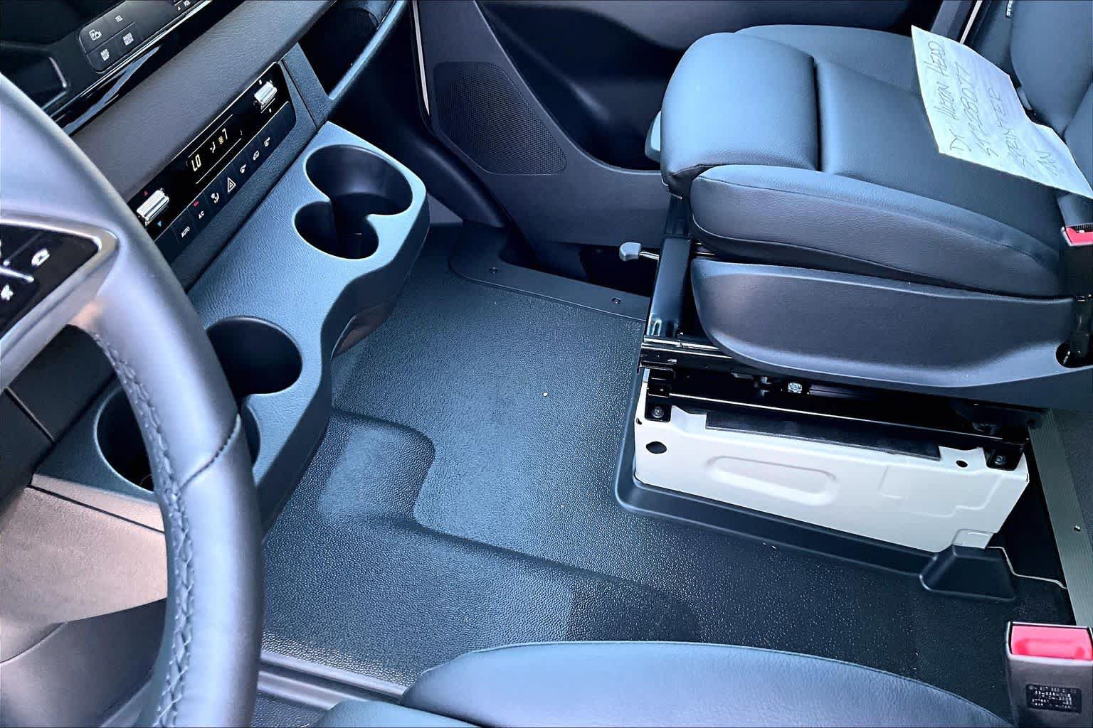 New 2025 Mercedes-Benz Sprinter 2500 image 11