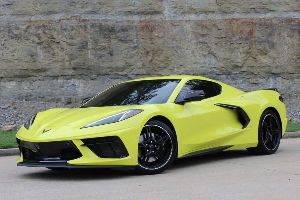 Used 2022 Chevrolet Corvette Stingray Premium Cpe w/ Z51 Performance Package RWD image 33