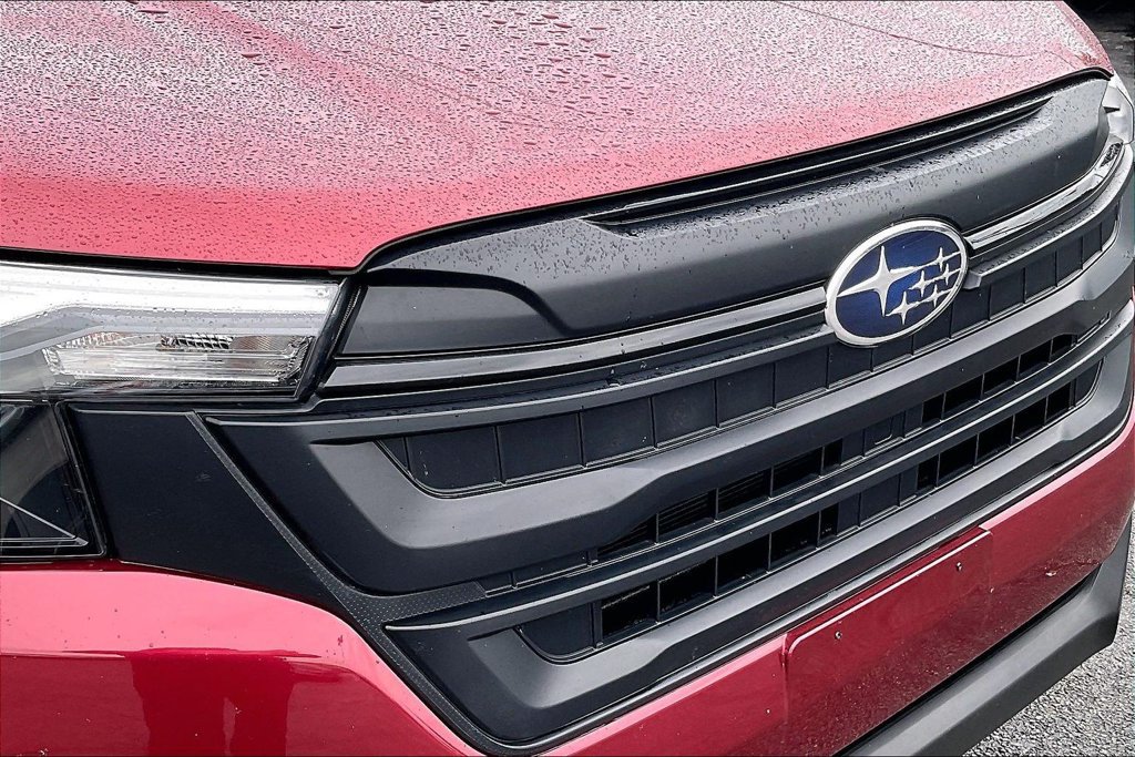 Certified 2025 Subaru Forester AWD/4WD image 36