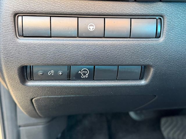 Certified 2023 Nissan Rogue SV image 12