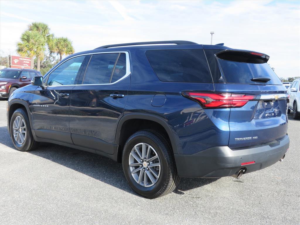 Used 2023 Chevrolet Traverse LT w/ Rear Camera Mirror Package image 4