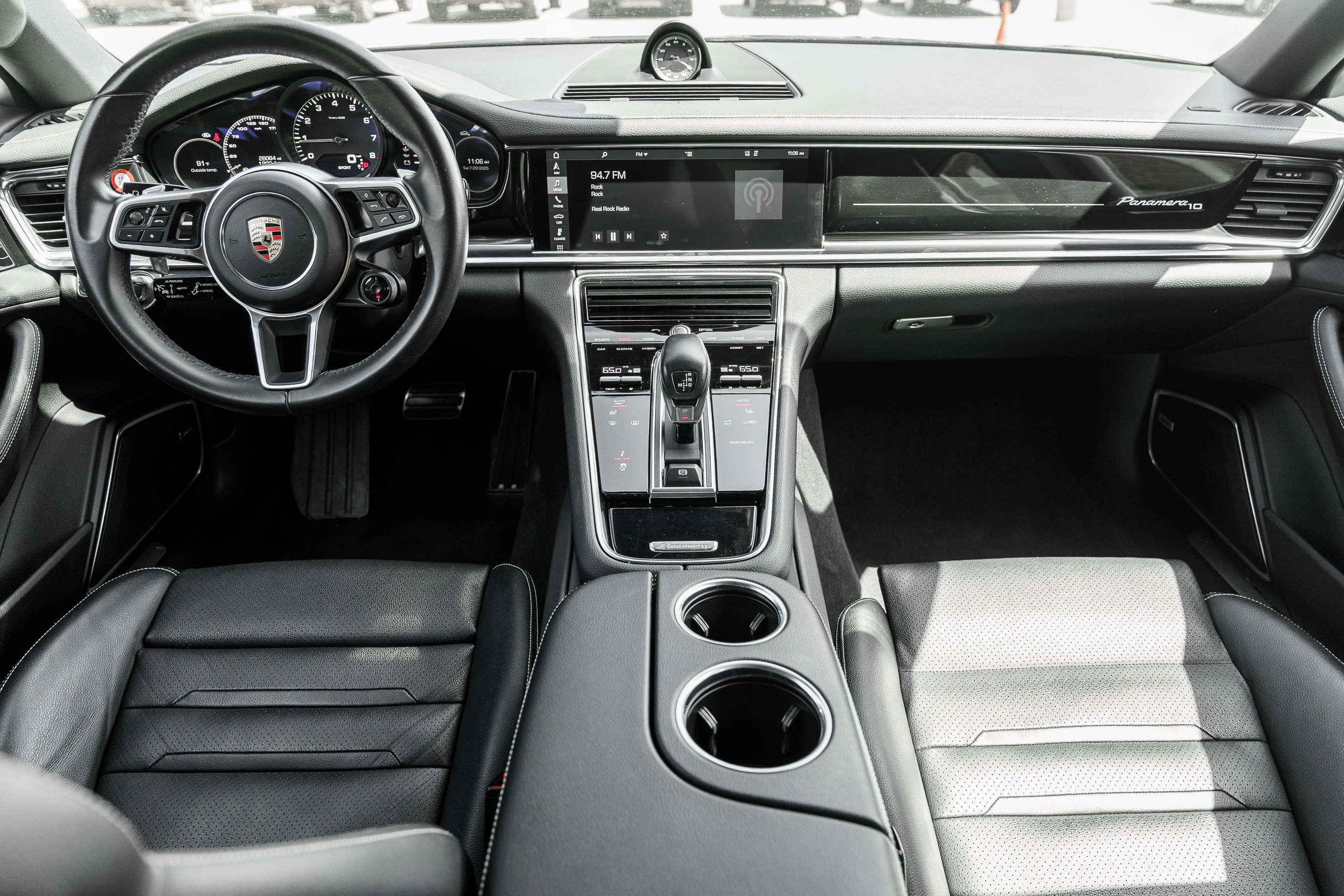 Used 2020 Porsche Panamera 4 AWD/4WD image 8