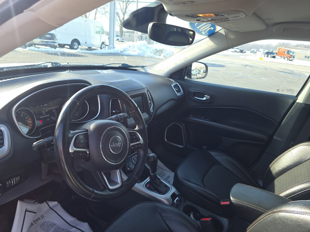 Used 2019 Jeep Compass Latitude w/ Safety & Security Group image 15