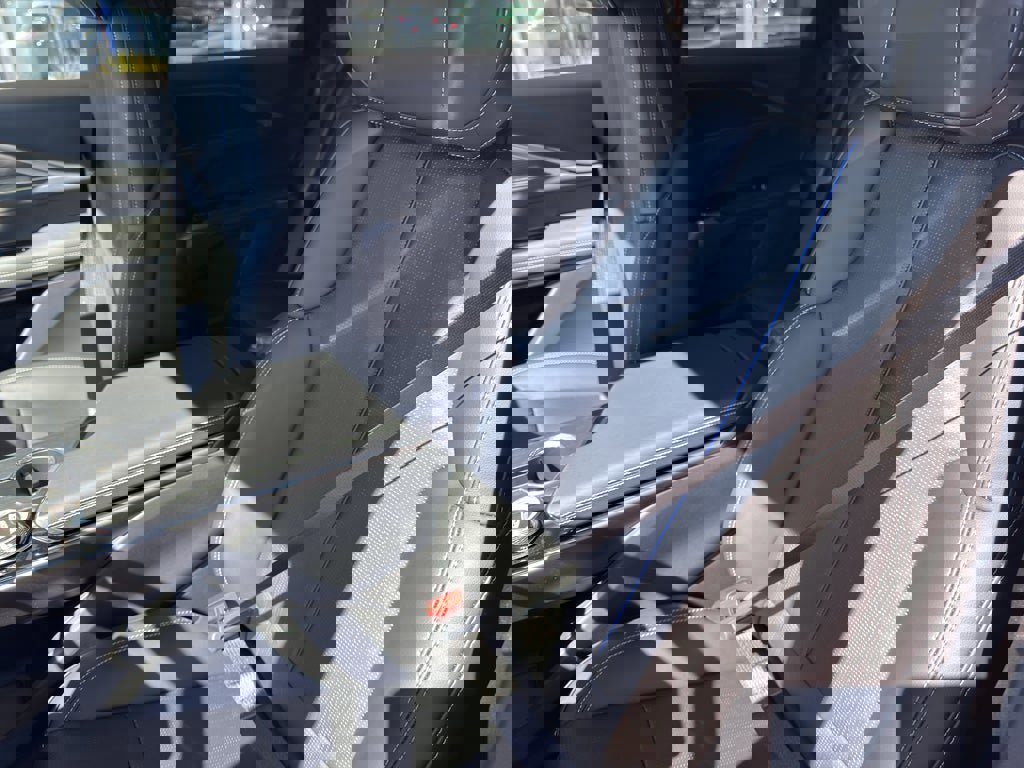 New 2026 Cadillac Lyriq Luxury image 14