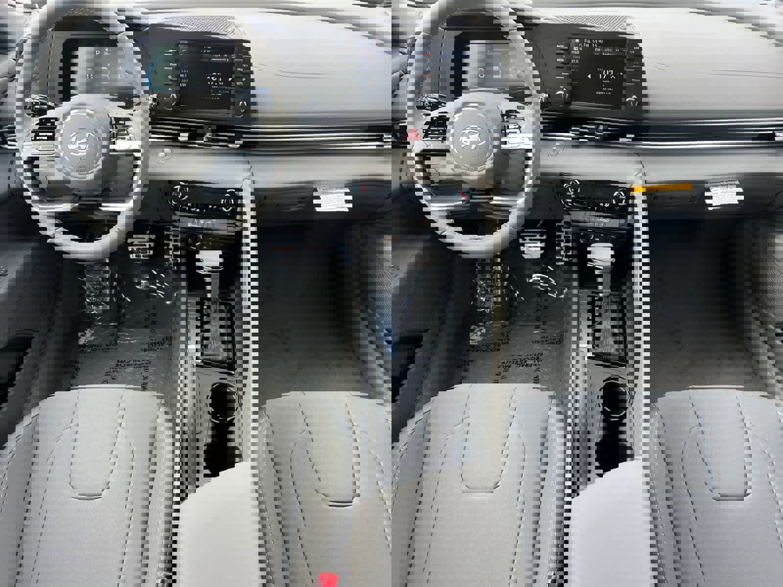 New 2025 Hyundai Elantra Sport image 4