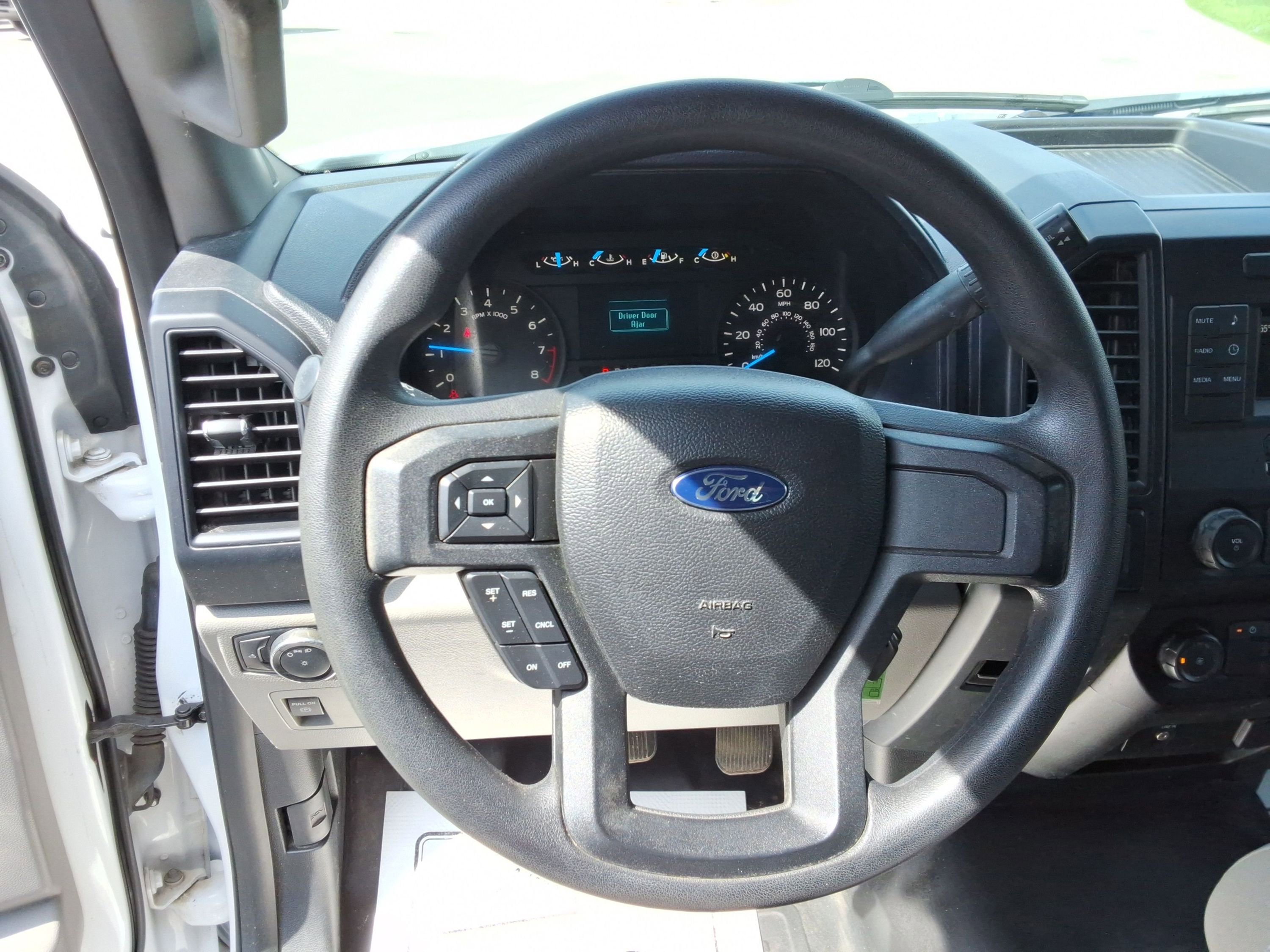 Used 2015 Ford F150 XL RWD image 11