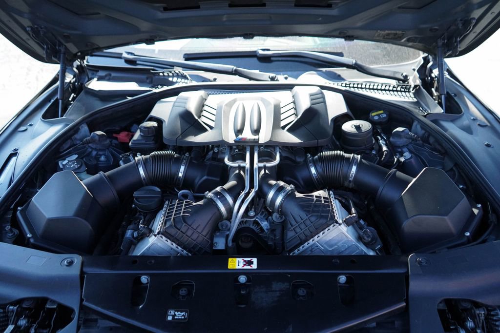 Used 2016 BMW M6 image 36