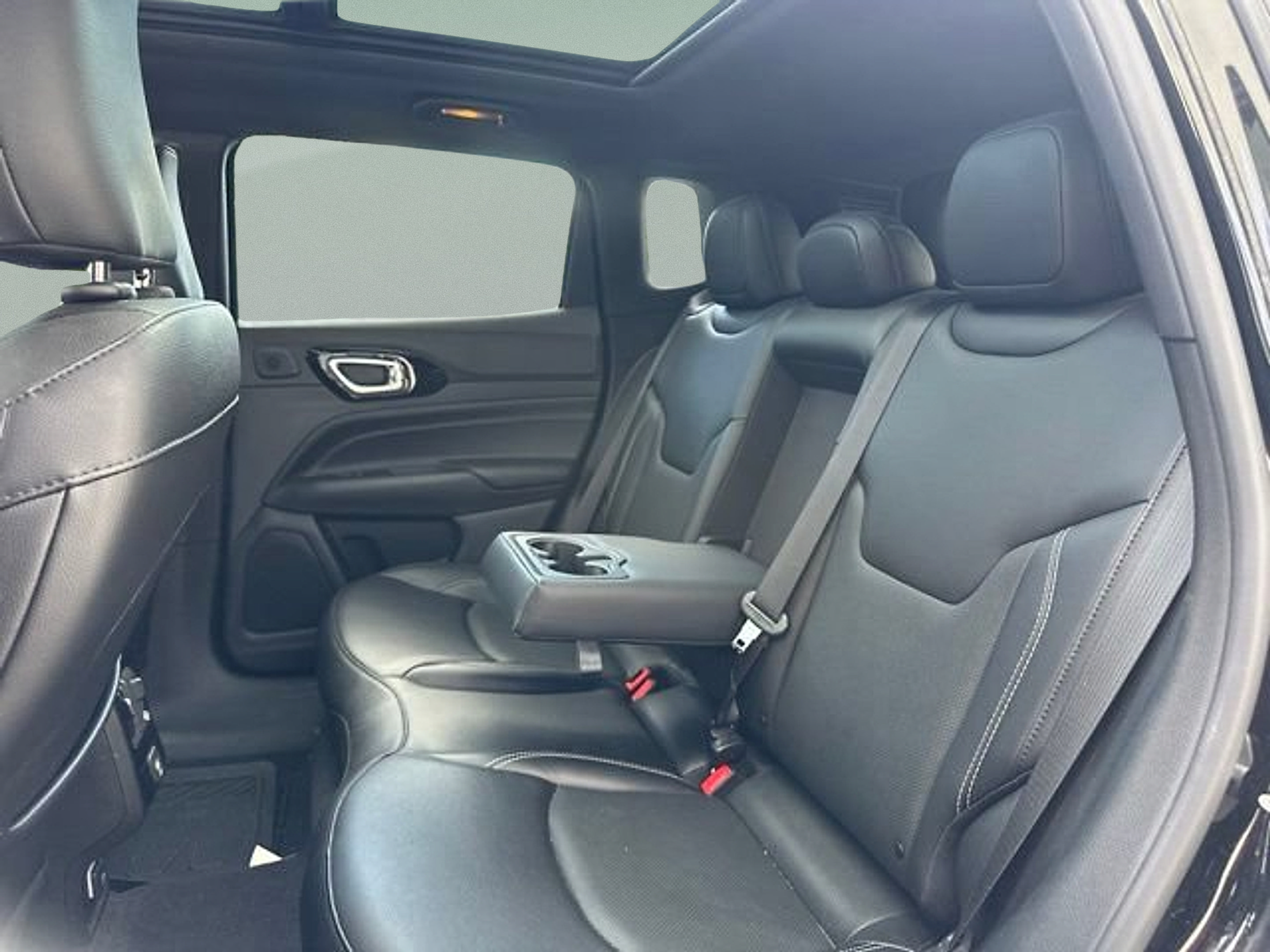 Used 2022 Jeep Compass High Altitude AWD/4WD image 17