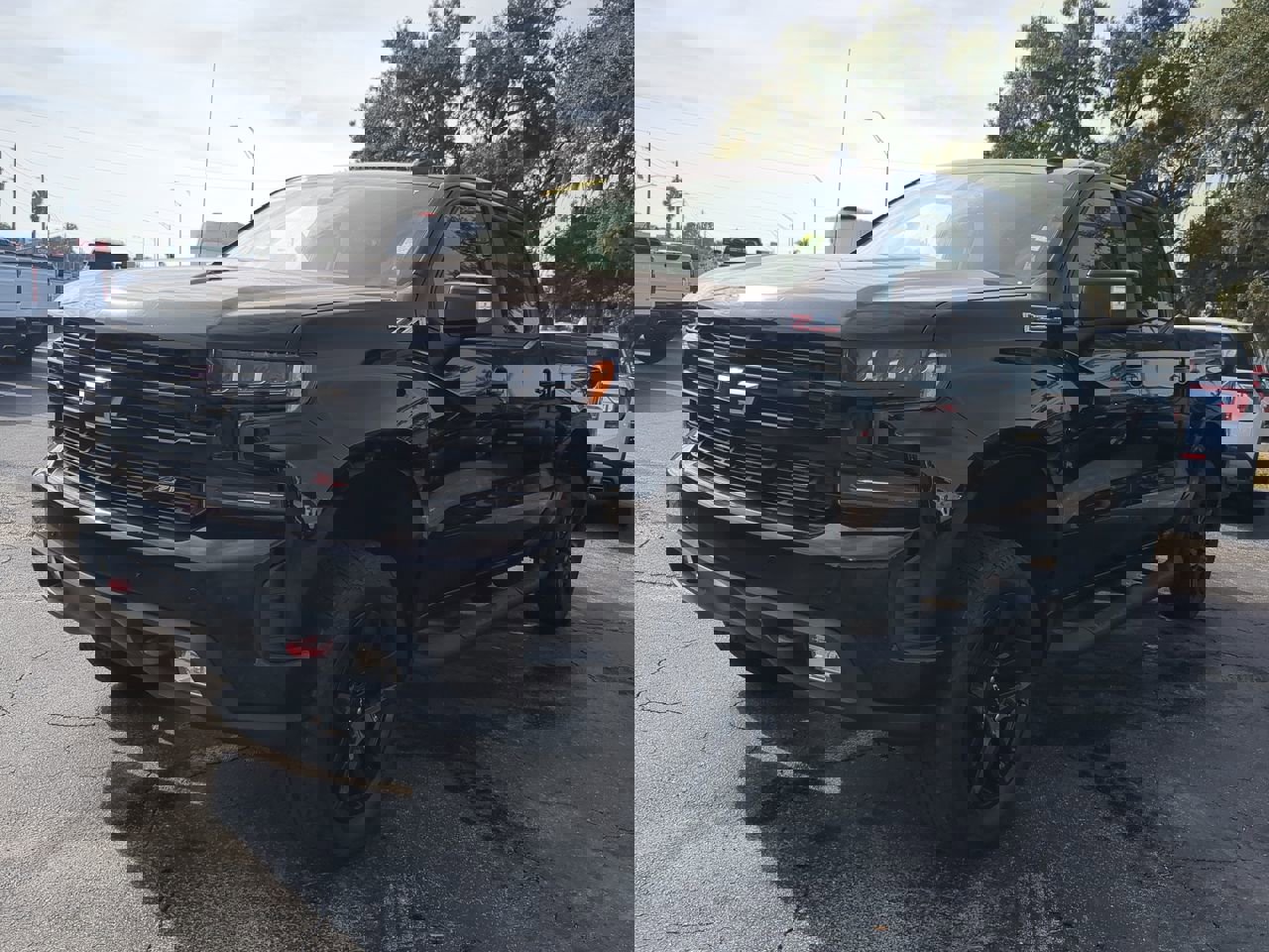 Used 2020 Chevrolet Silverado 1500 LT Trail Boss w/ Midnight Edition image 8