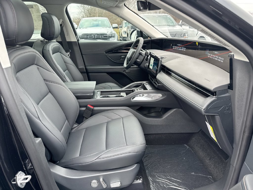 New 2026 Lincoln Nautilus Premier w/ Equipment Group 102A AWD/4WD image 23