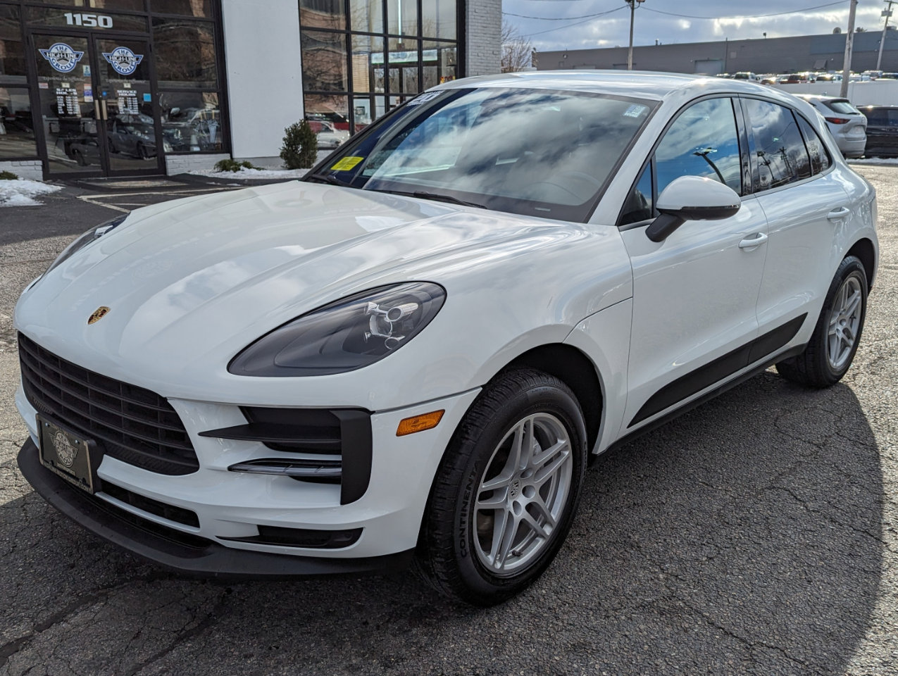 Used 2020 Porsche Macan AWD image 2