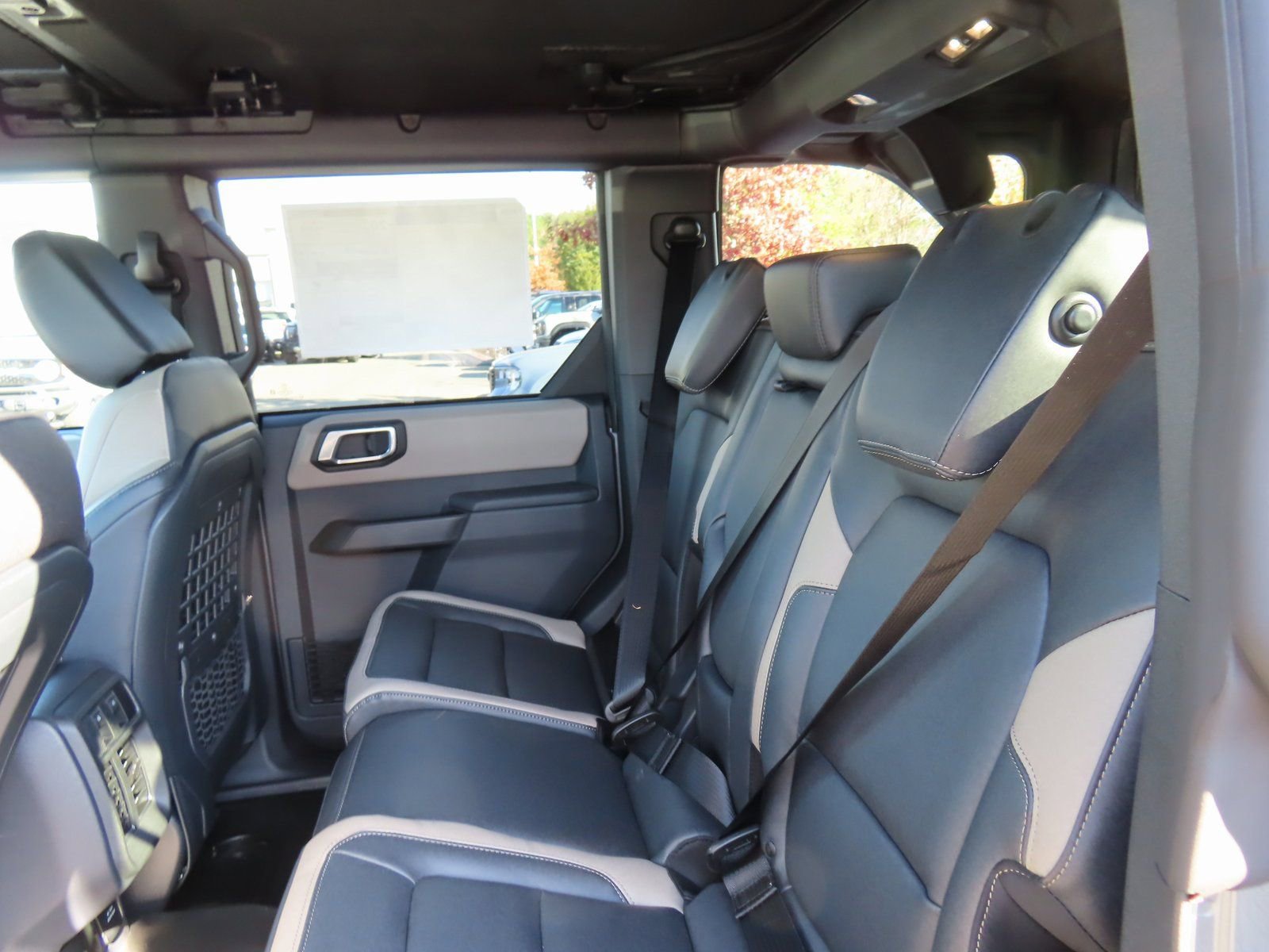 New 2025 Ford Bronco Big Bend w/ Black Diamond Package image 16