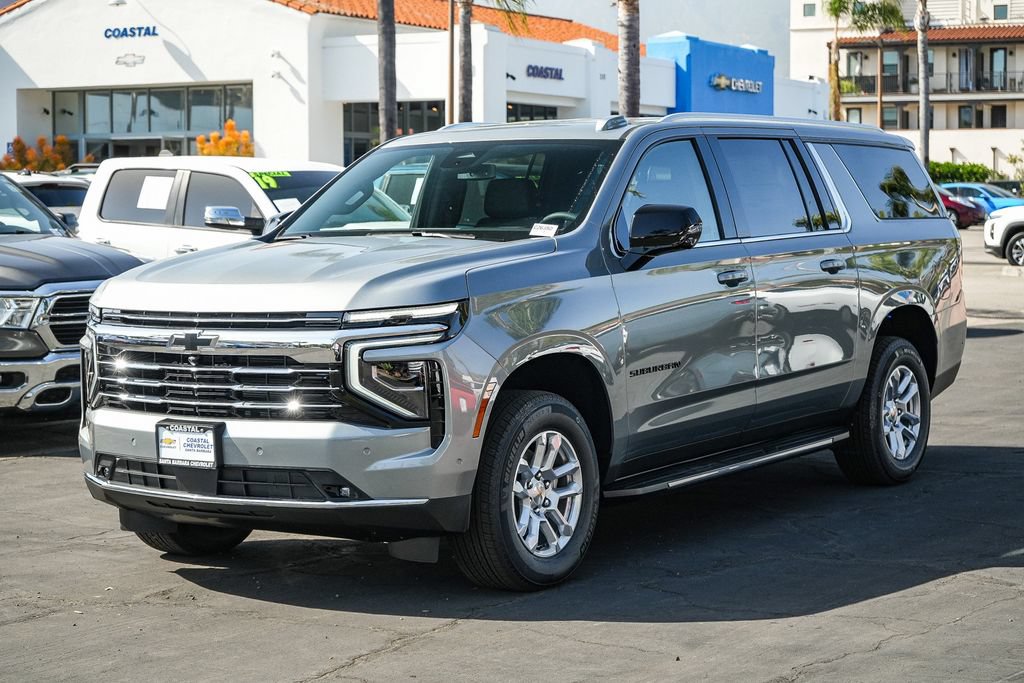 New 2026 Chevrolet Suburban LT w/ Comfort Package AWD/4WD image 3