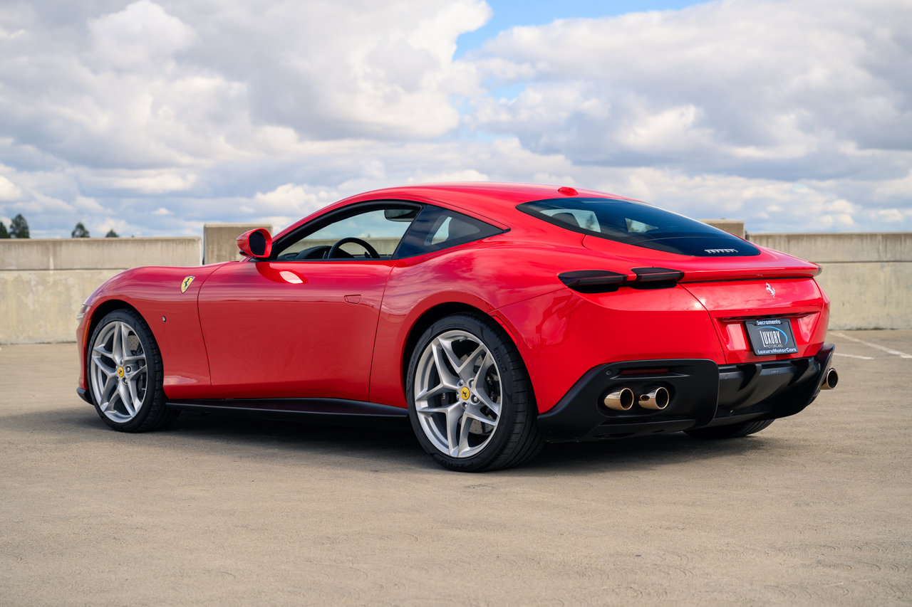 Used 2021 Ferrari Roma image 86