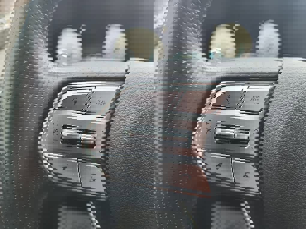 Used 2022 Hyundai Santa Fe Calligraphy image 32