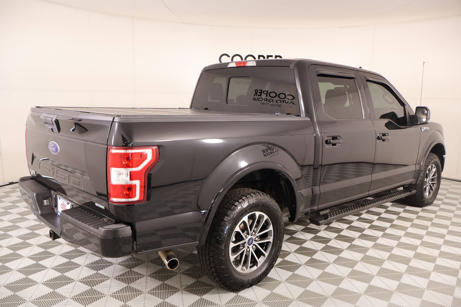 Used 2019 Ford F150 XLT w/ Equipment Group 302A Luxury AWD/4WD image 22