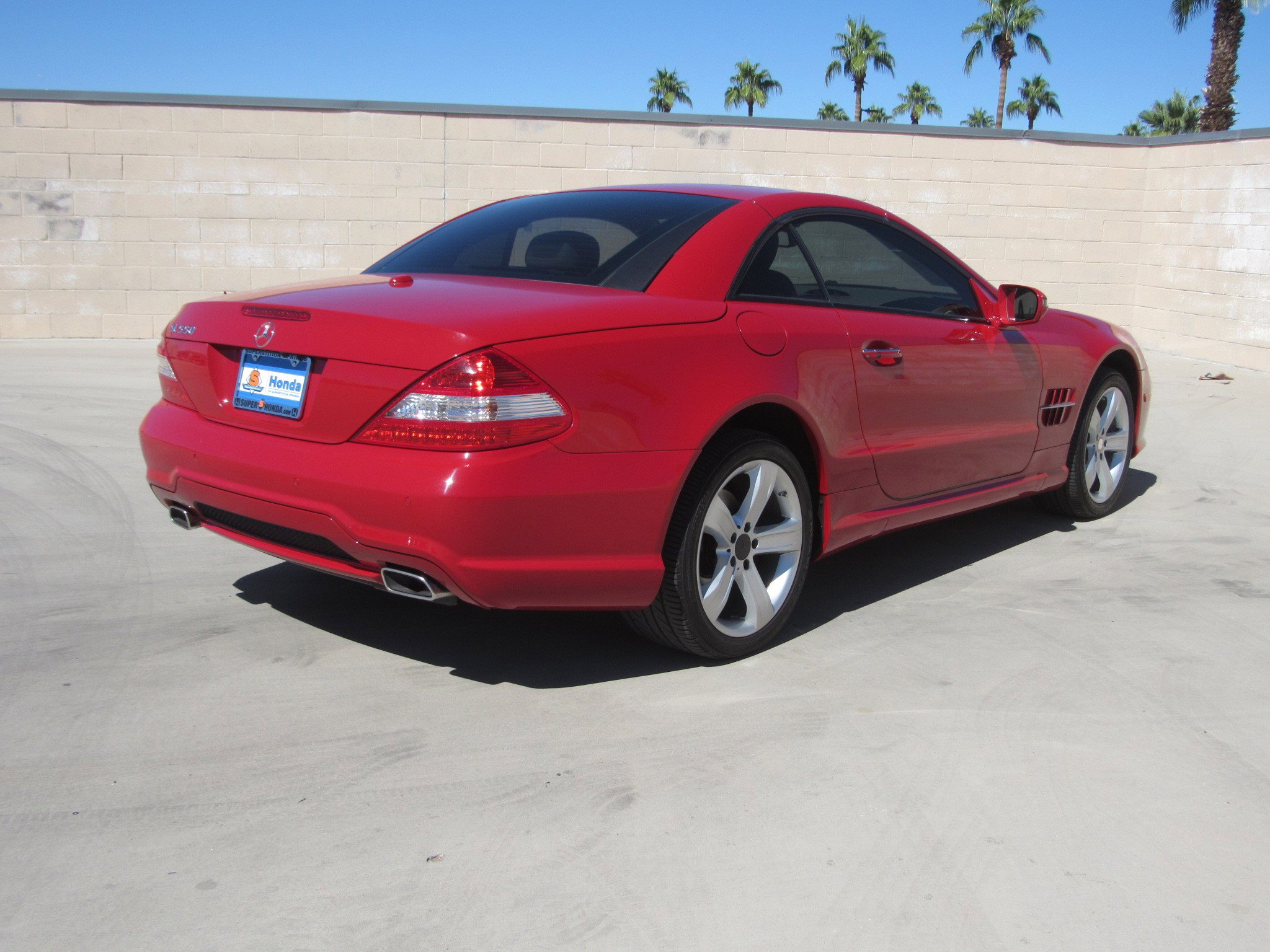 Used 2009 Mercedes-Benz SL 550 image 4
