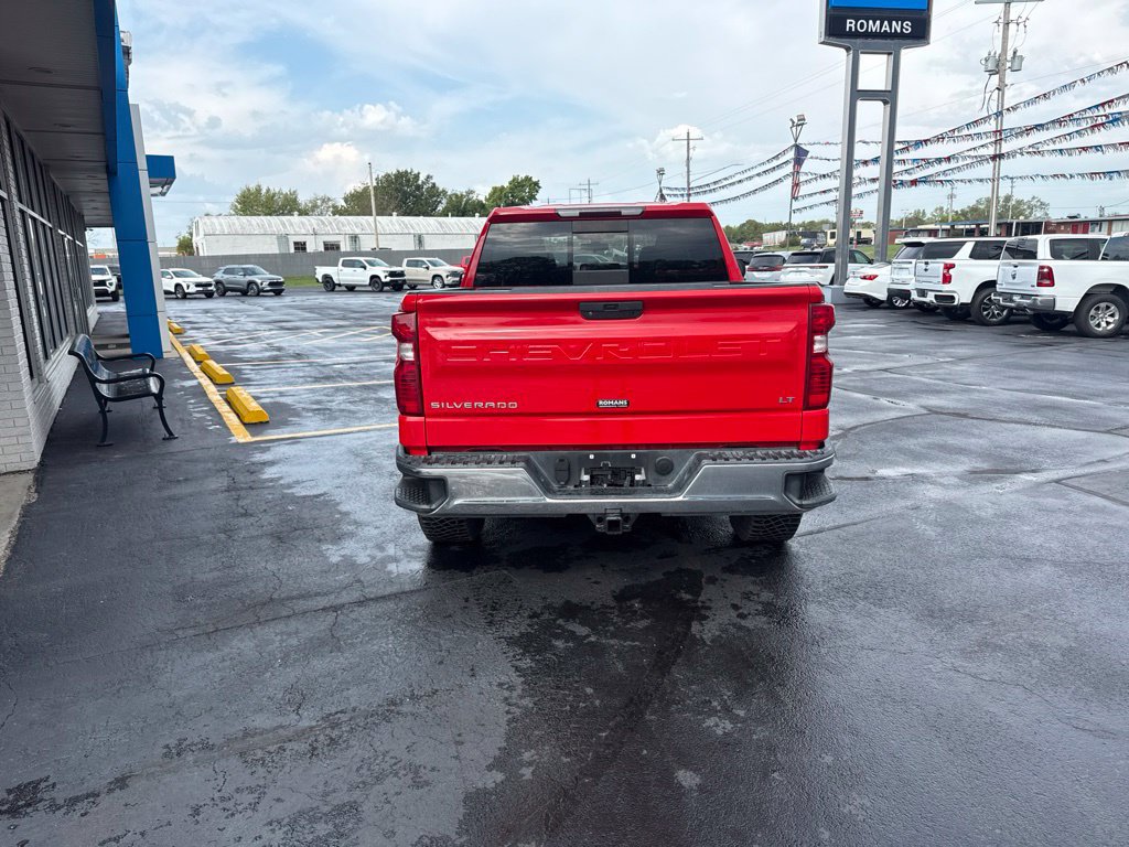 Used 2019 Chevrolet Silverado 1500 LT AWD/4WD image 5