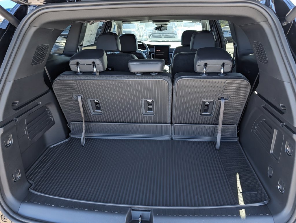 New 2027 GMC Acadia Elevation w/ Elevation Premium Package FWD image 27