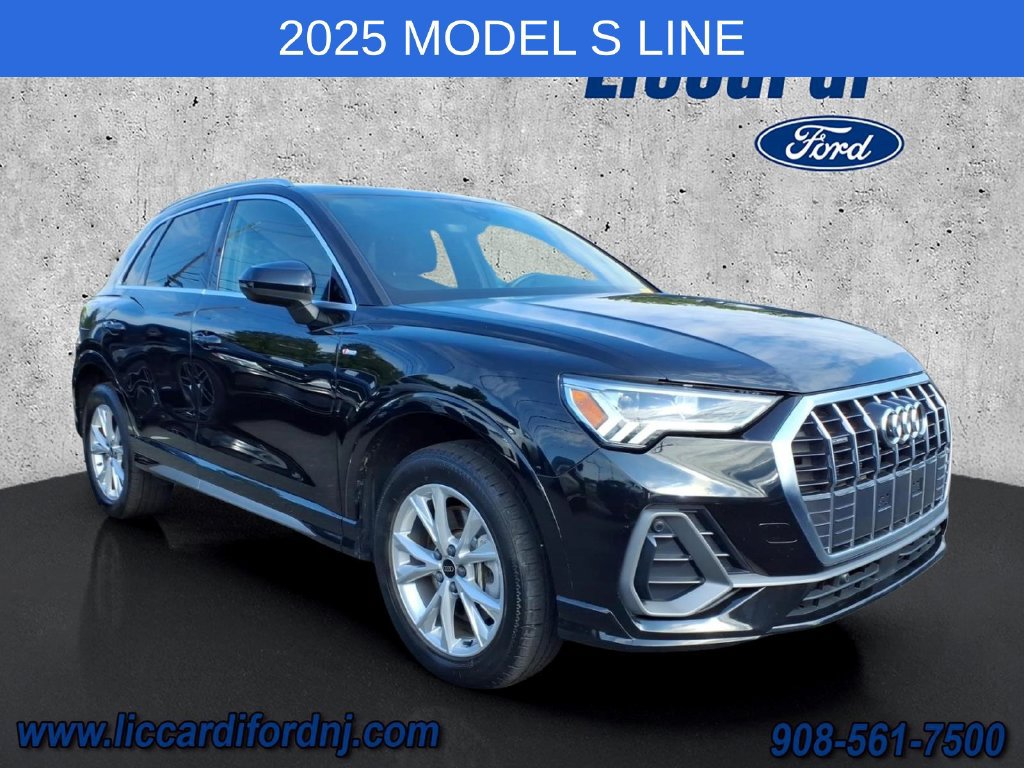 Used 2025 Audi Q3 2.0T Premium