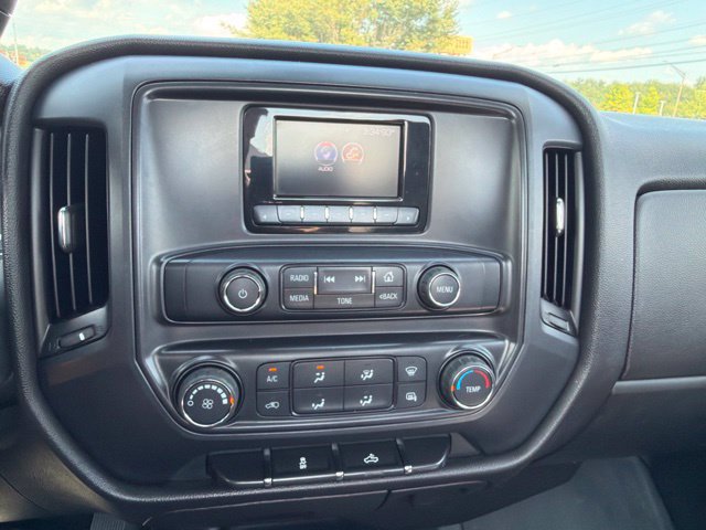 Used 2015 GMC Sierra 1500 2WD Regular Cab image 19