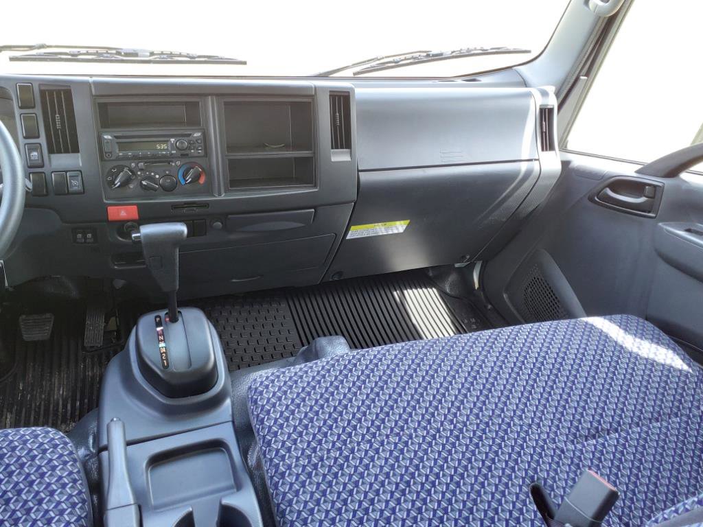 New 2024 Chevrolet Low Cab Forward image 7