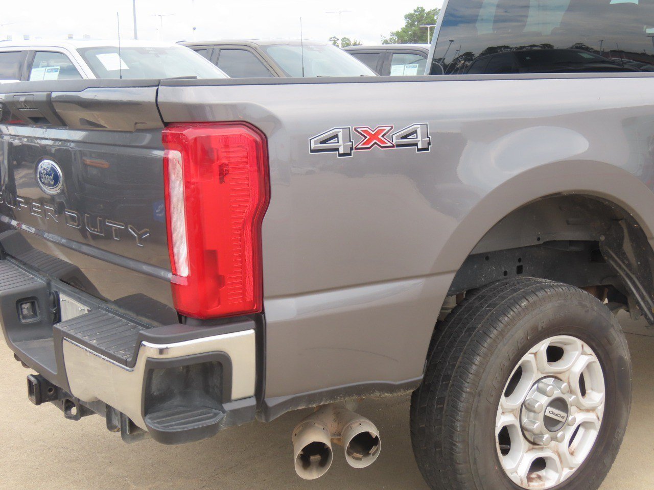 Used 2025 Ford F250 XLT AWD/4WD image 12