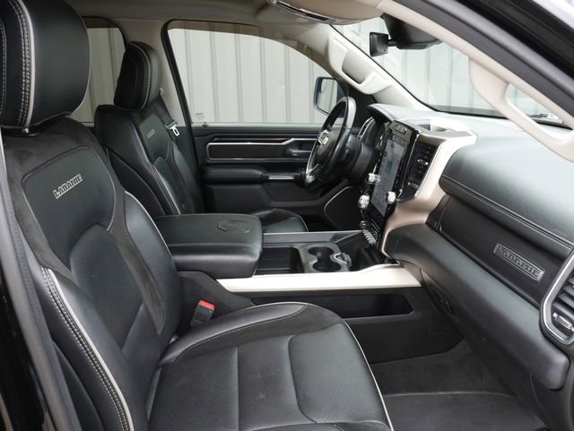 Used 2022 RAM 1500 Laramie AWD/4WD image 32