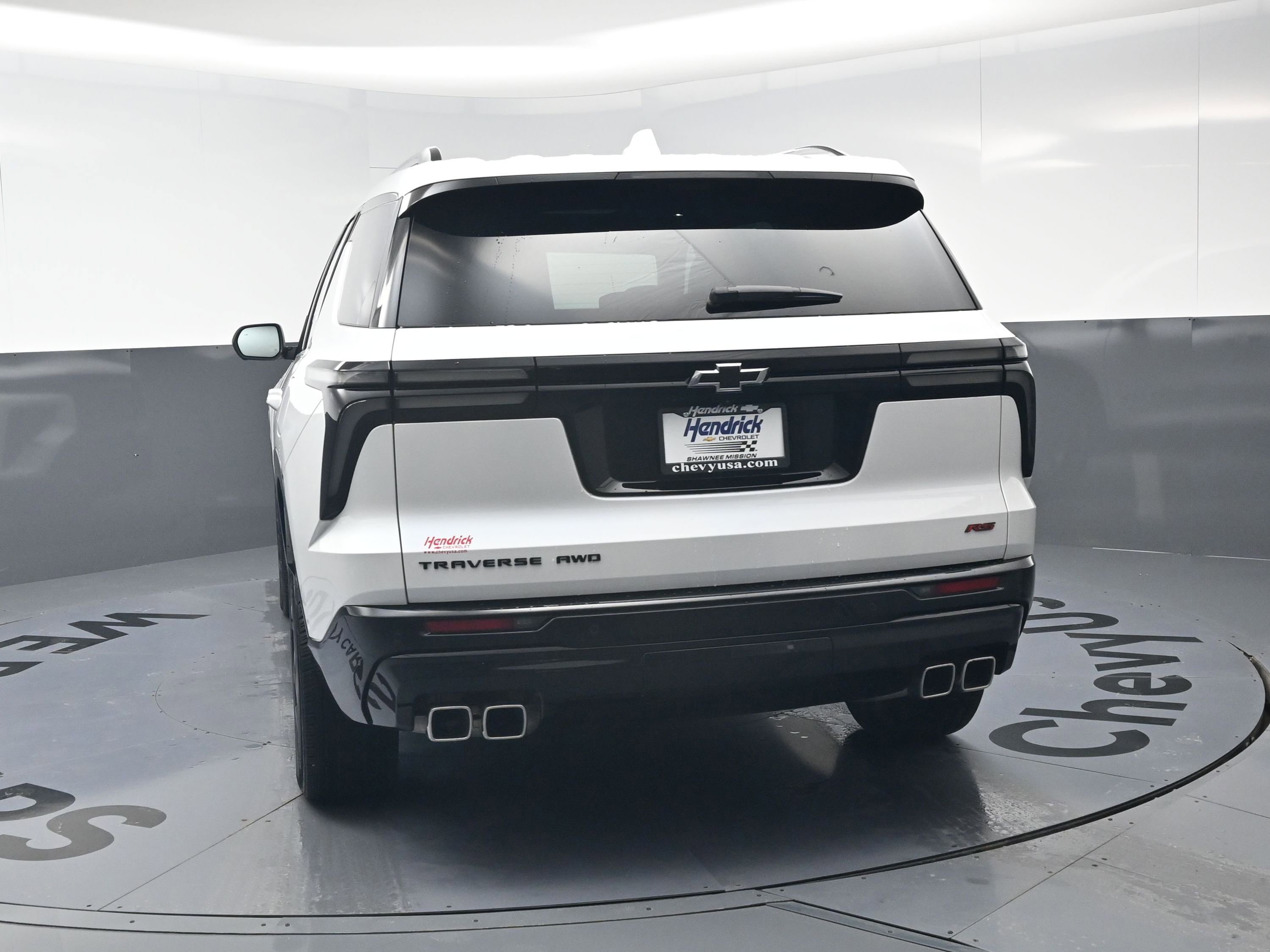 Used 2025 Chevrolet Traverse RS image 8