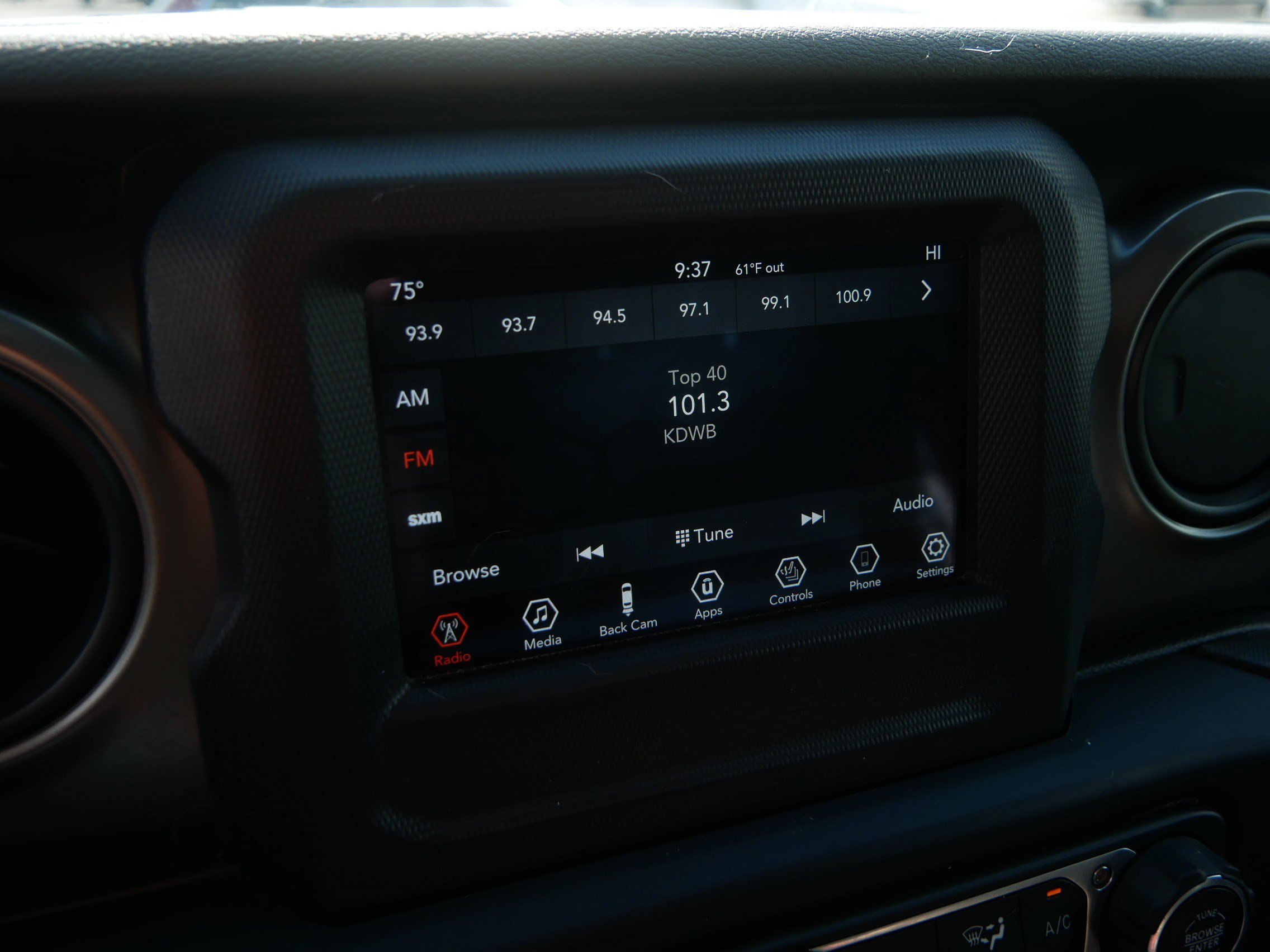 Used 2019 Jeep Wrangler Unlimited Sport S AWD/4WD image 28