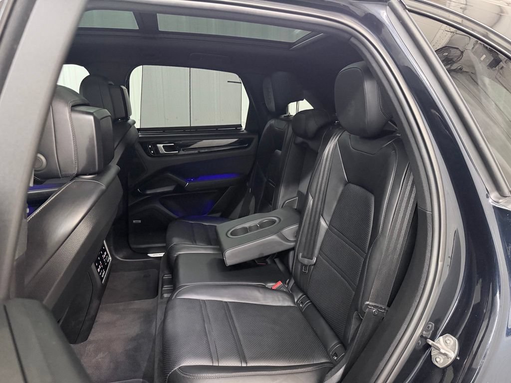Used 2019 Porsche Cayenne S AWD/4WD image 30