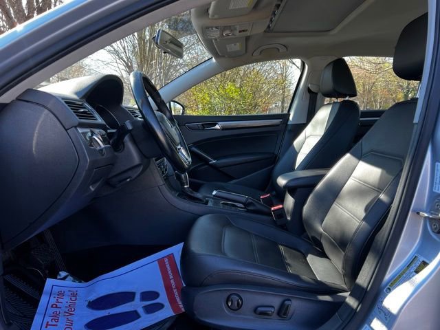 Used 2018 Volkswagen Passat 2.0T SE image 13