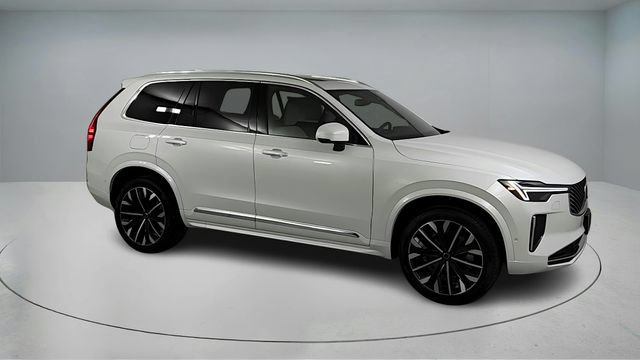 Certified 2026 Volvo XC90 B6 Plus w/ Protection Package Premier AWD/4WD image 2