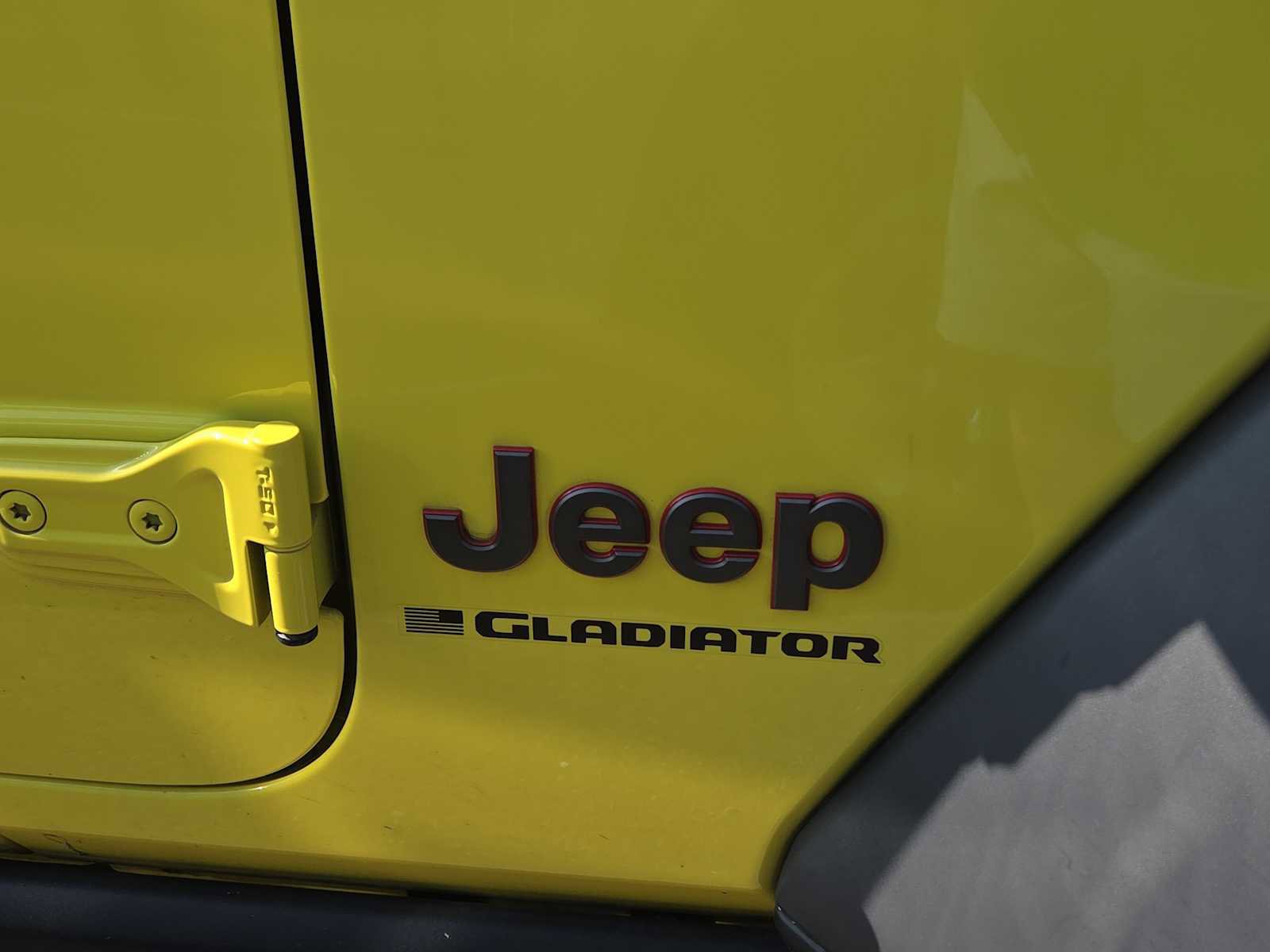 Used 2023 Jeep Gladiator Rubicon w/ Trailer Tow Package AWD/4WD image 3
