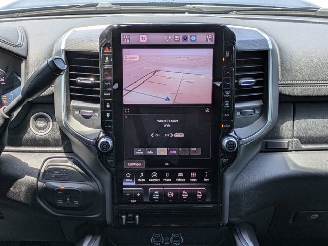New 2026 RAM 2500 Laramie AWD/4WD image 18