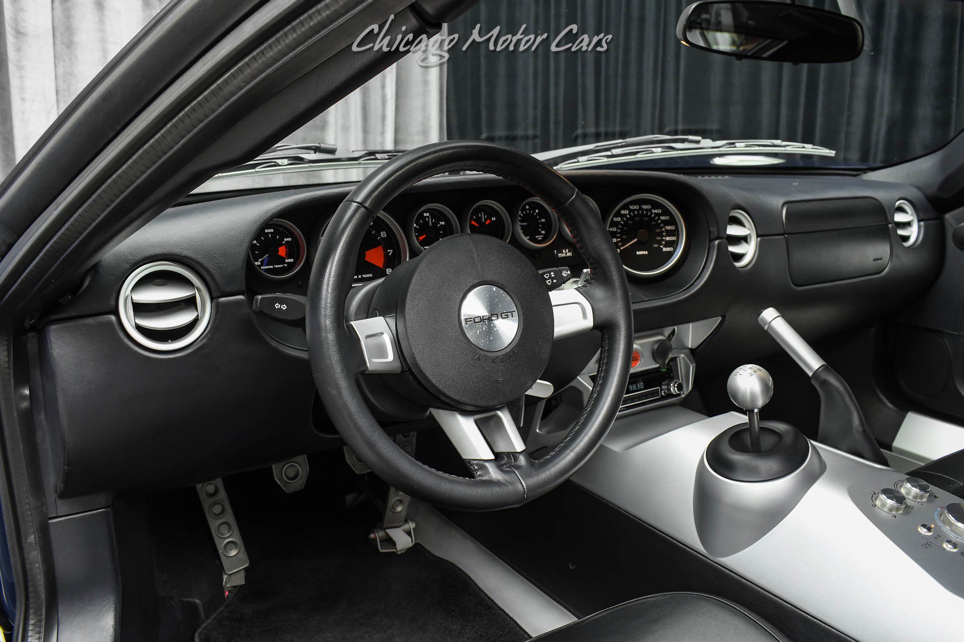 Used 2005 Ford GT image 8