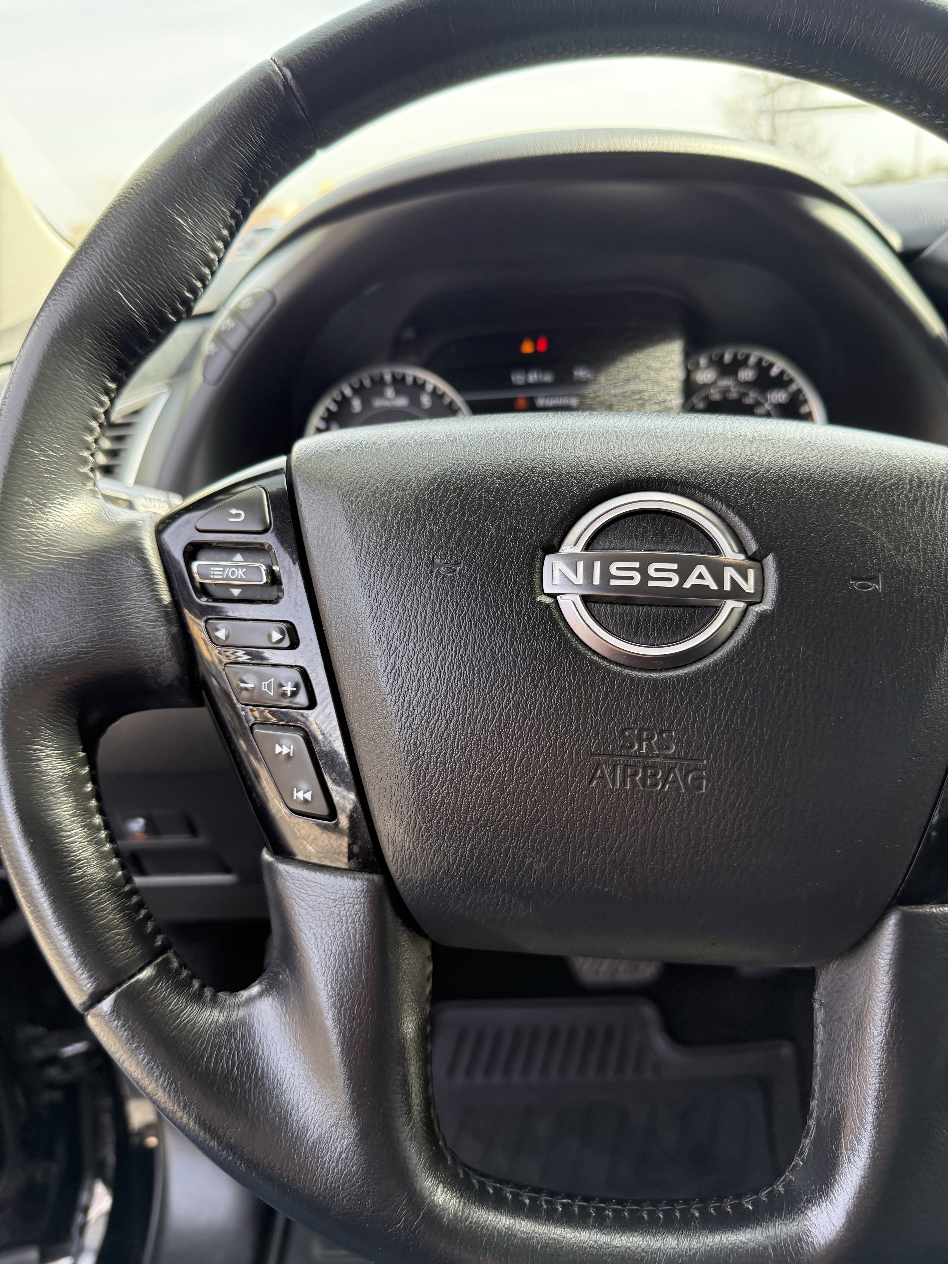 Used 2023 Nissan Armada SV w/ Cargo Package image 23