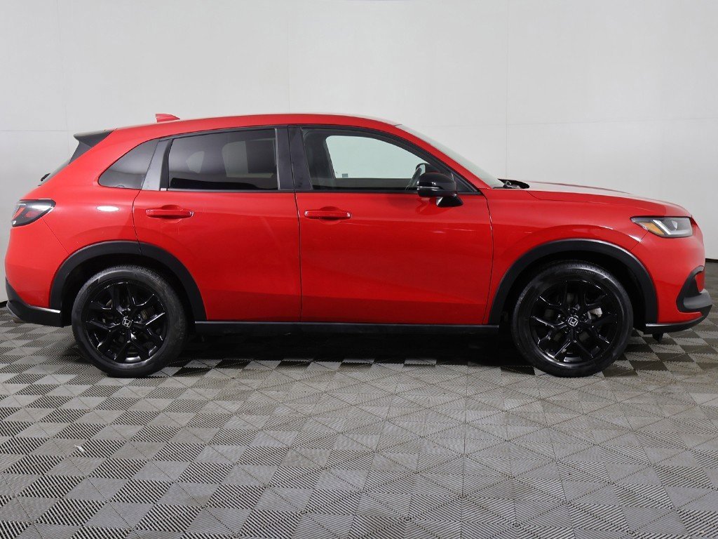 Used 2023 Honda HR-V Sport image 17