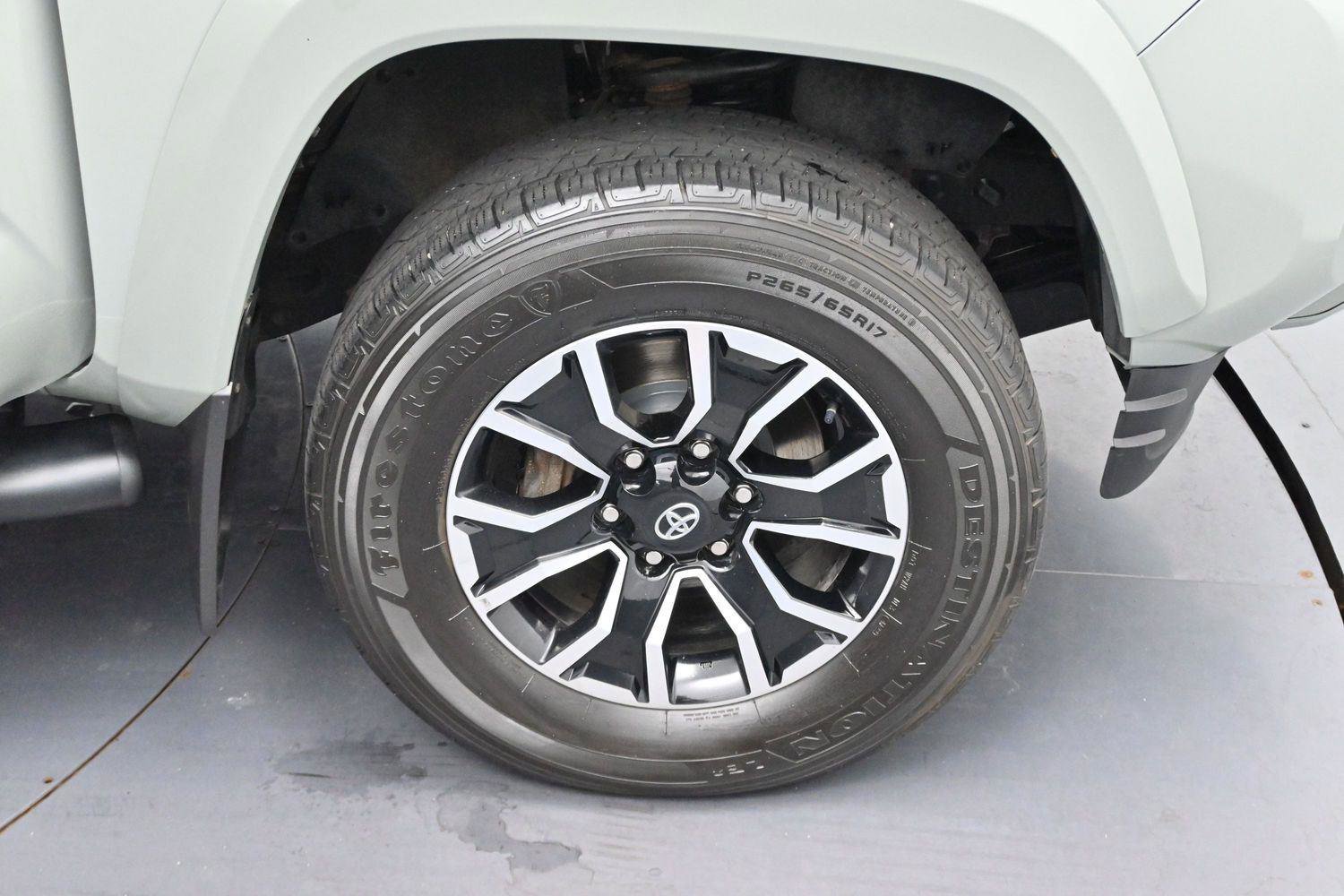 Used 2023 Toyota Tacoma TRD Sport AWD/4WD image 33