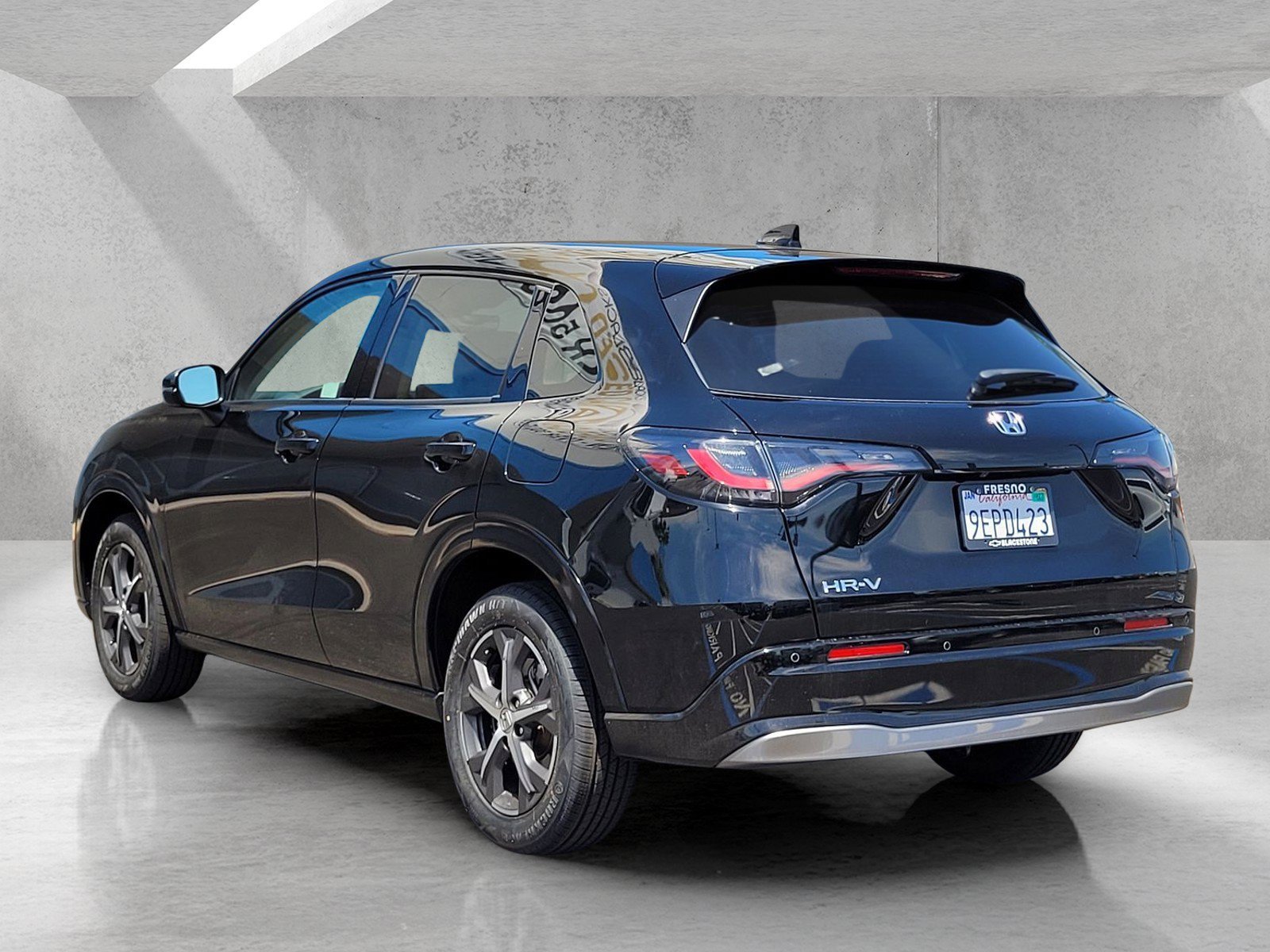 Used 2023 Honda HR-V EX-L image 7