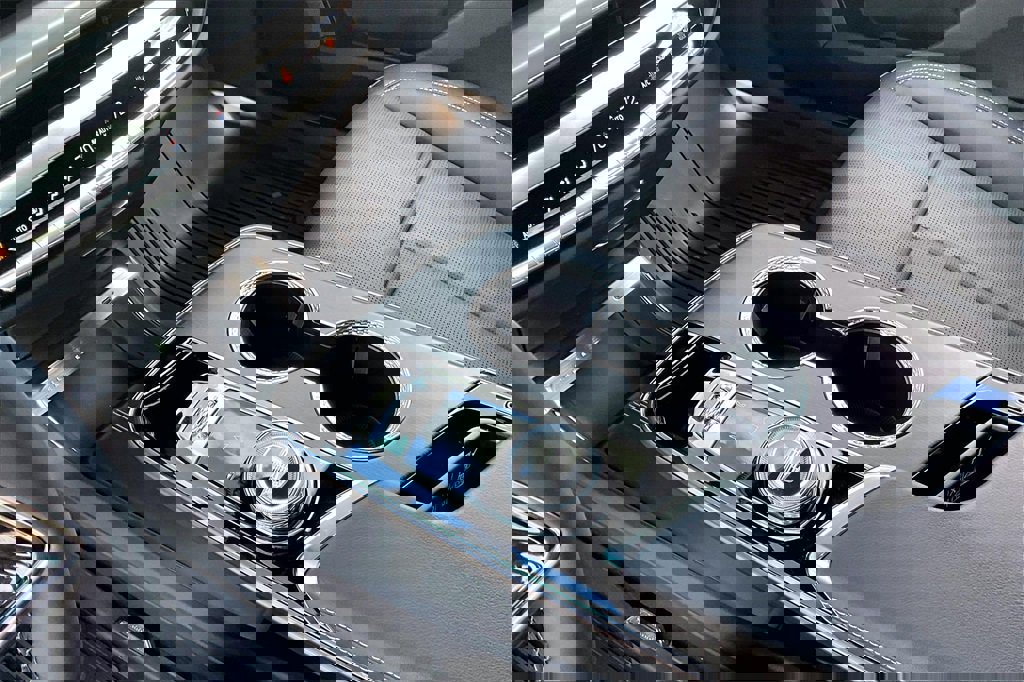 New 2026 Cadillac Lyriq Premium Luxury image 8