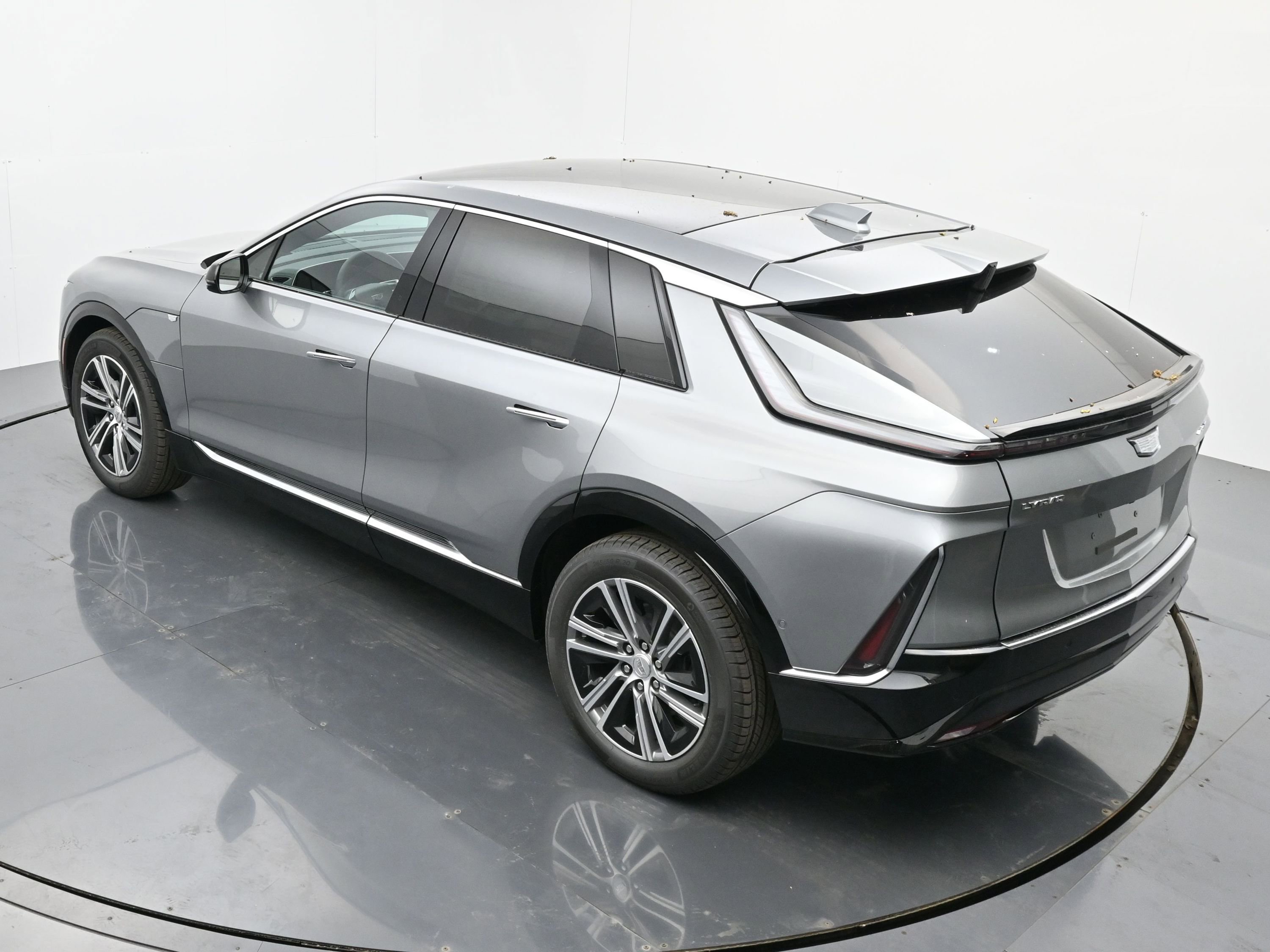 New 2025 Cadillac Lyriq Luxury image 25