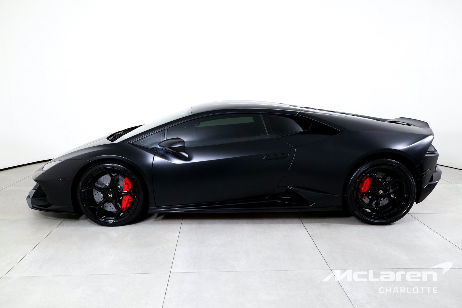 Used 2020 Lamborghini Huracan EVO AWD/4WD image 5