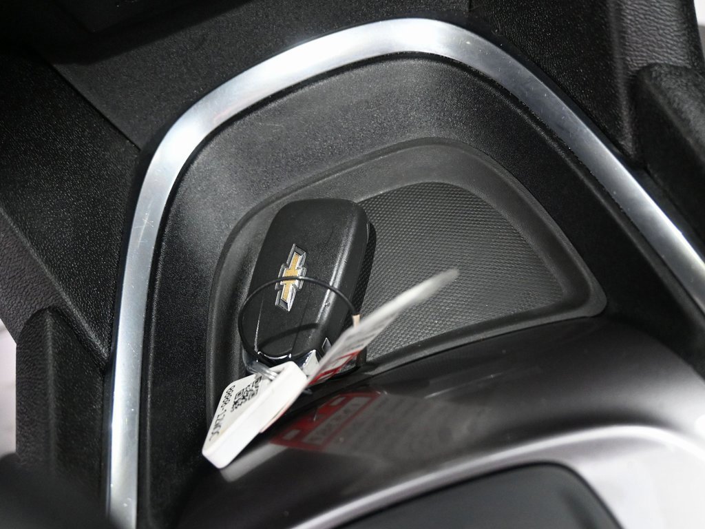 Used 2022 Chevrolet Malibu LT image 11