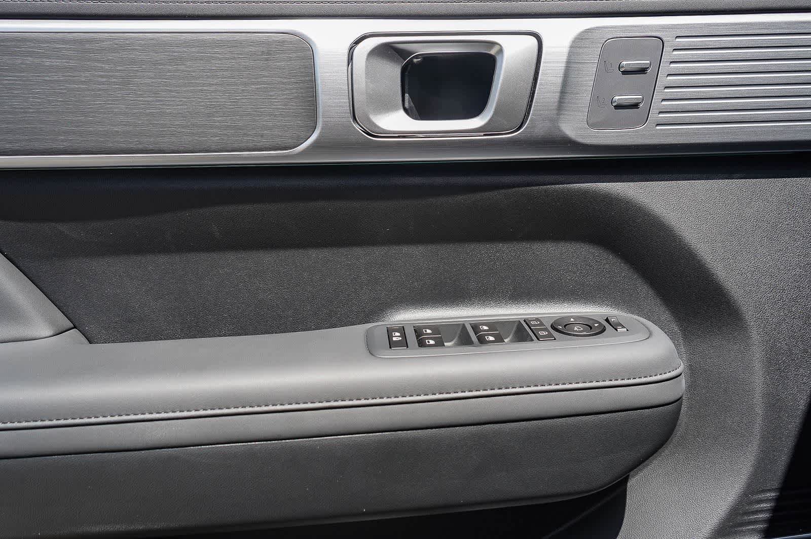 New 2026 Hyundai Santa Fe Limited AWD/4WD image 29